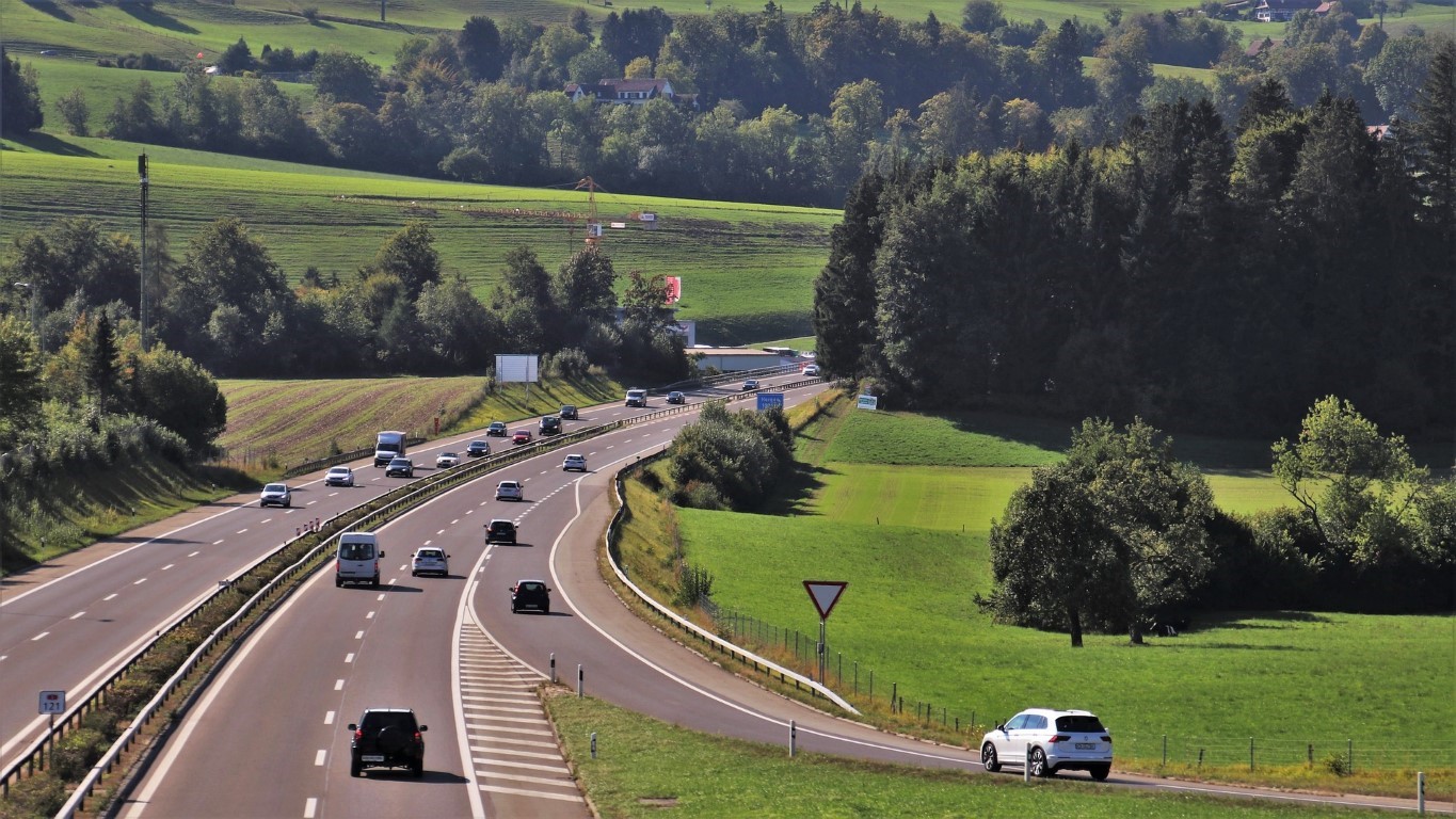 A Xunta estuda a implantación dunha tarifa nocturna bonificada na autoestrada AG-55.
